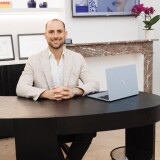 Dr. Gabriele Giunta Plastic Surgeon à Bruxelles, 1180